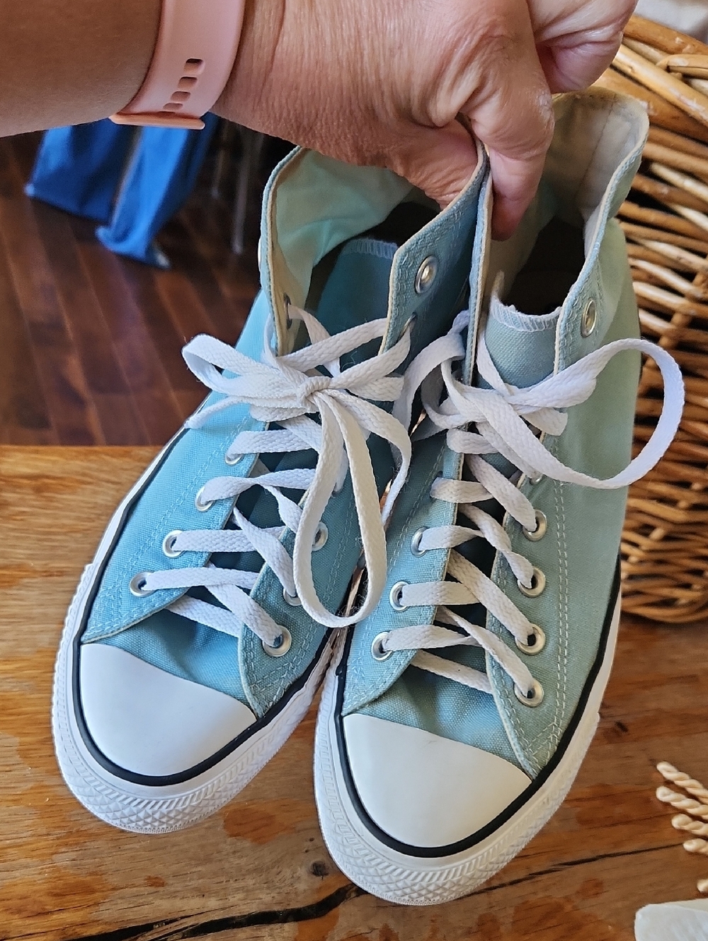 Converse Chuck Taylor Light Blue High Top Sneakers in Size M7 W9 - Picture 5 of 16